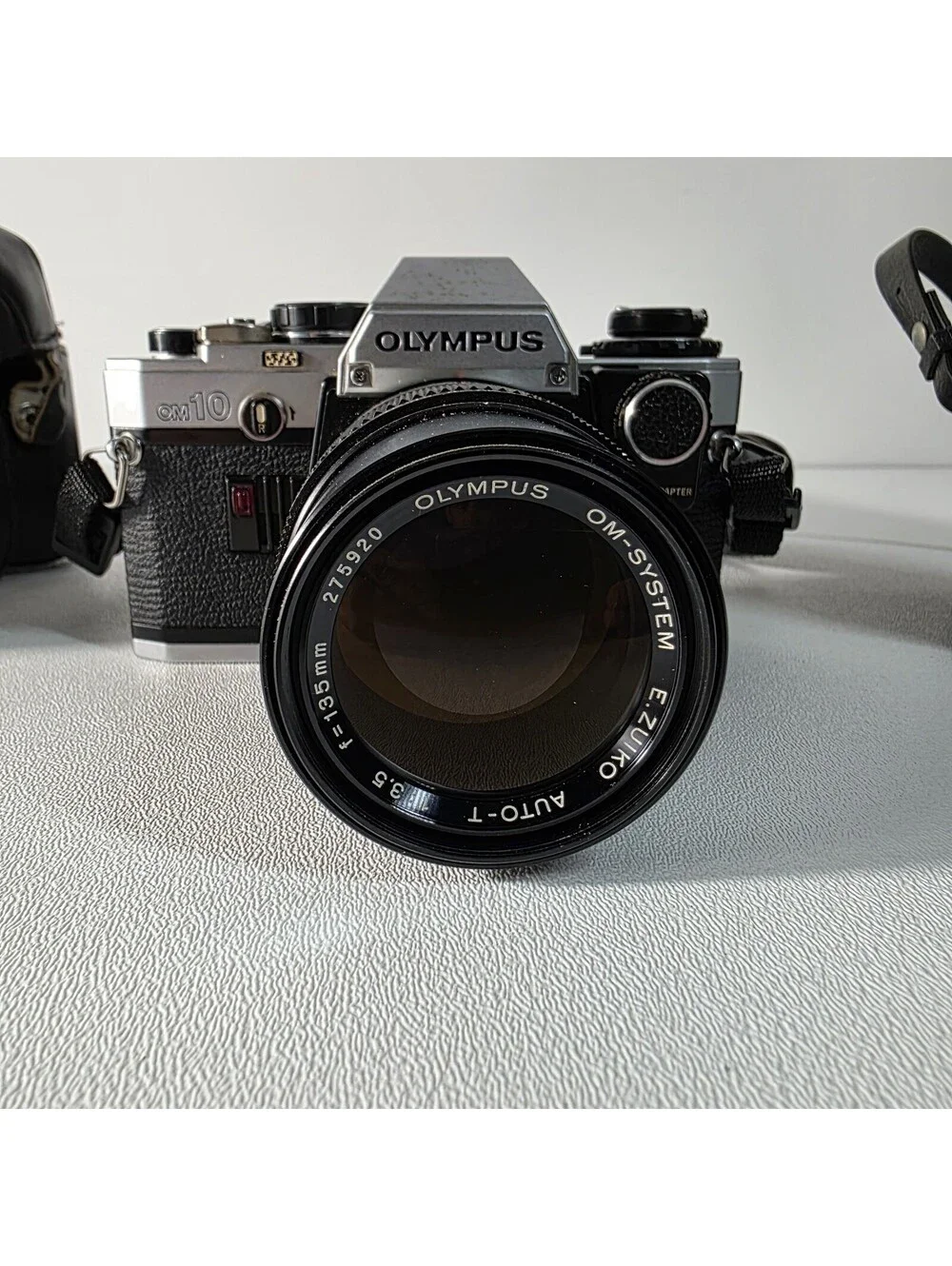 Olympus OM-10 35mm SLR Film Camera Manual Adapter with 135mm Lens & Cases Works